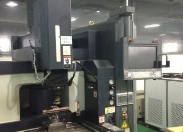 鏡面火花機油和普通火花機油有什么區(qū)別？【仁光智能】